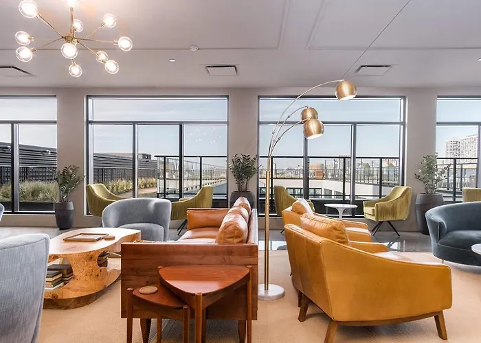 Апартаменты Uptown 1br W Gym Rooftop Pool 2 Blocks To L Chi-383 *